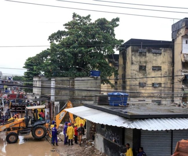 Brazil Apartment Collapse ब्राजील में एक अपार्टमेंट की इमारत गिरने से